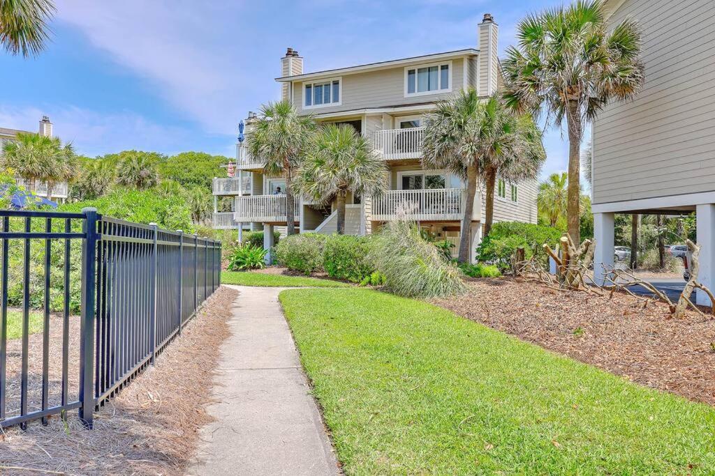 New Listing! Seagrove Villa 3A - Luxurious Ocean View! Isle of Palms Exterior foto