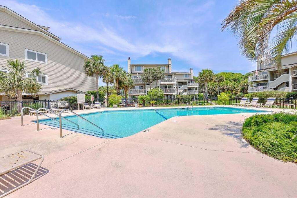 New Listing! Seagrove Villa 3A - Luxurious Ocean View! Isle of Palms Exterior foto
