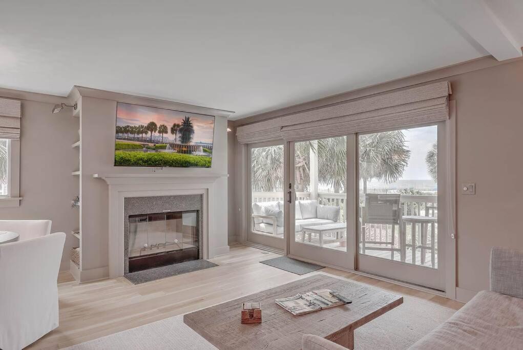 New Listing! Seagrove Villa 3A - Luxurious Ocean View! Isle of Palms Exterior foto